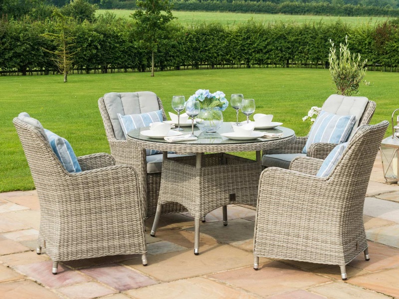 round 4 seat rattan garden furniture dining set